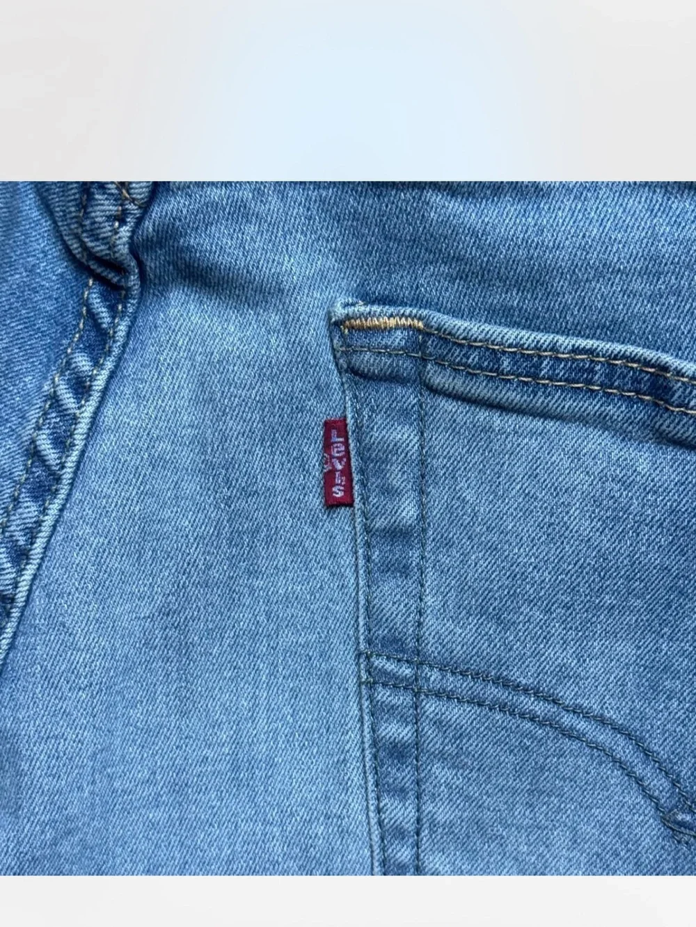 Vintage Levi's 501 Button Fly Jeans W32 L29